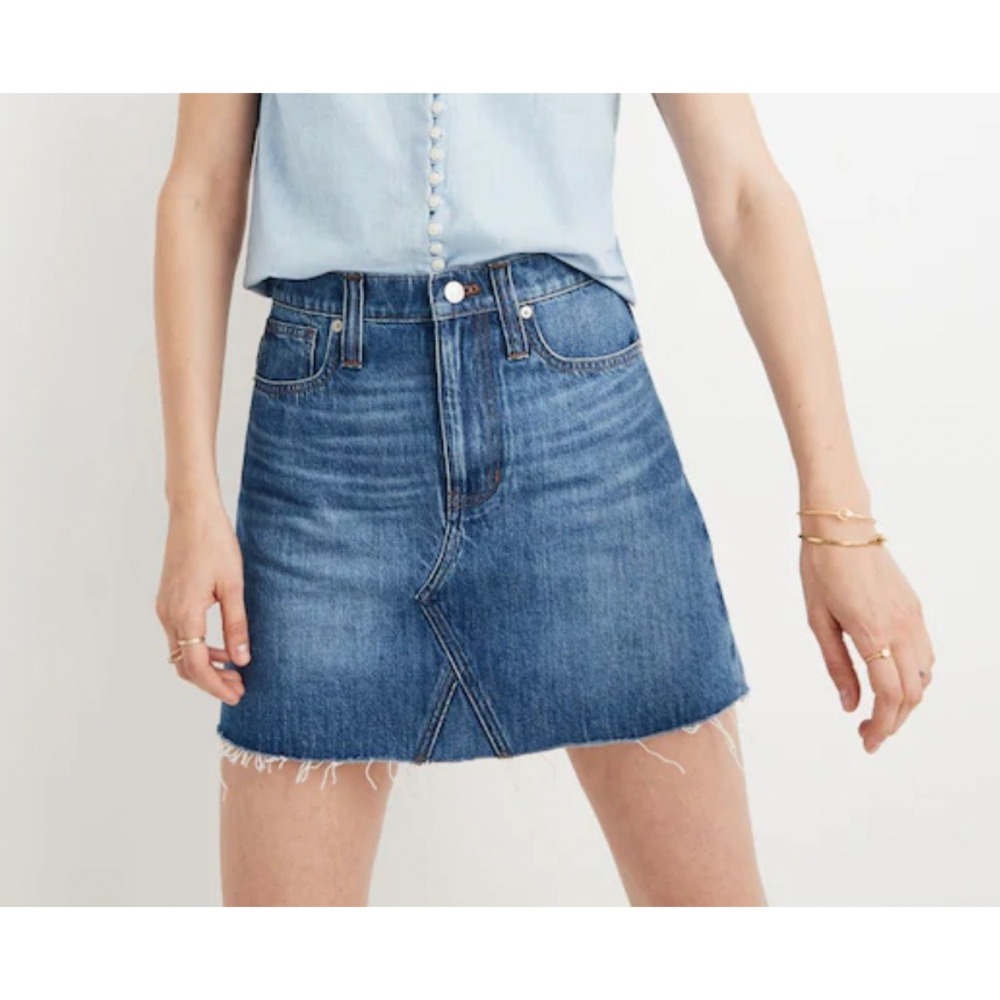 Madewell Rigid Denim A-Line Mini Skirt Size 26 Medium Wash Raw Hem Y2K 90's
